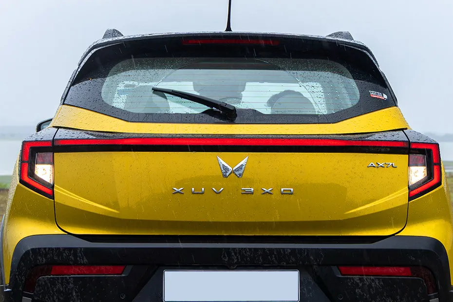 Mahindra XUV 3XO Taillight