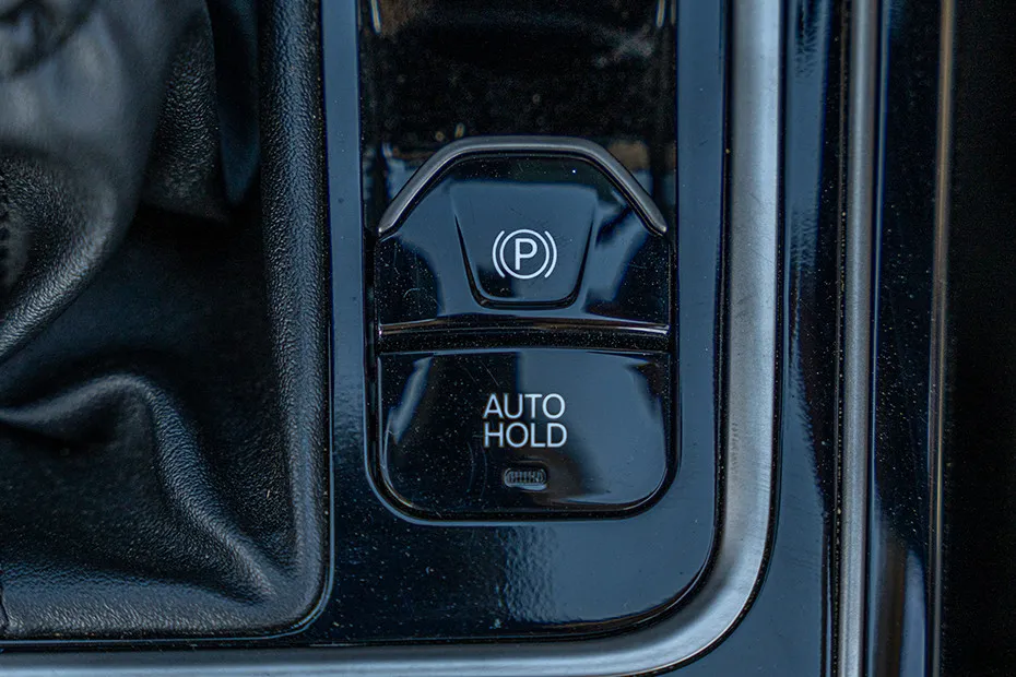 Mahindra XUV 7XO Auto Hold