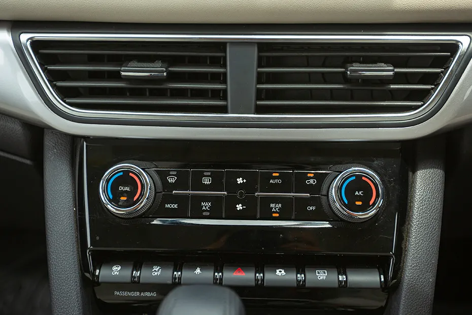 Mahindra XUV700 AC Controls