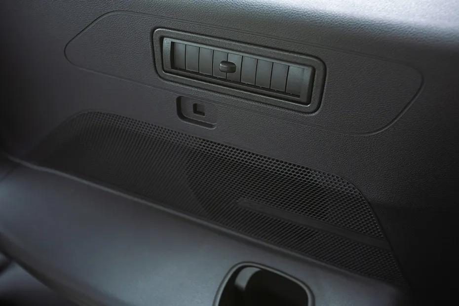 Mahindra XUV700 Third Row AC Vents