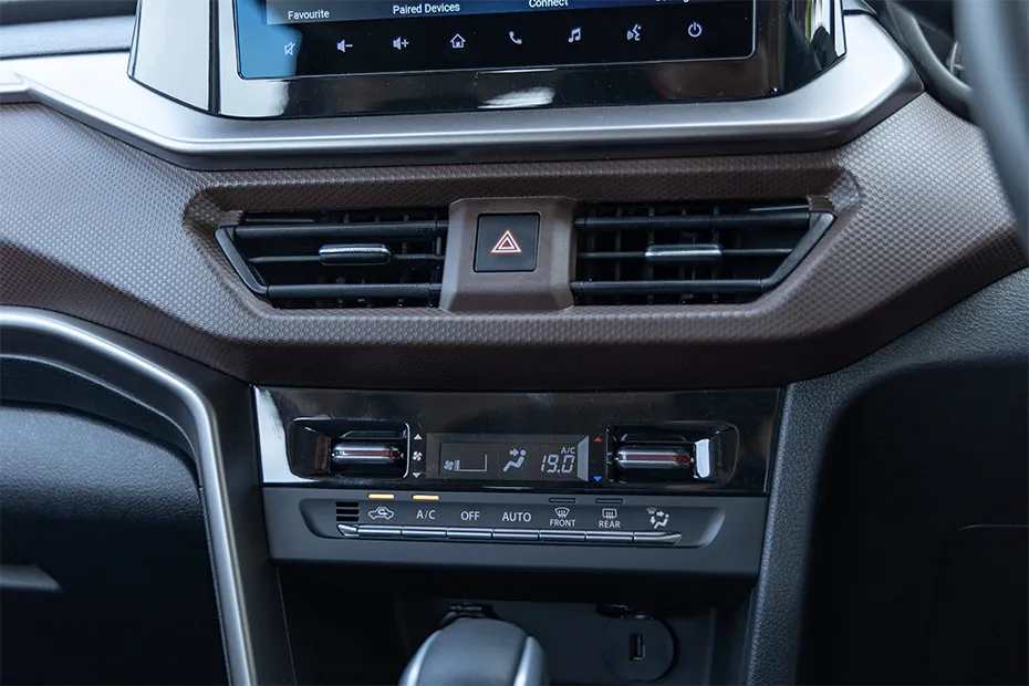 Maruti Brezza Central AC Vent