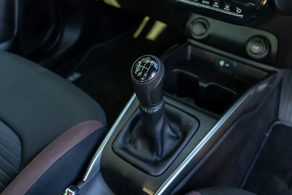 Maruti FRONX Gear Selector / Shifter