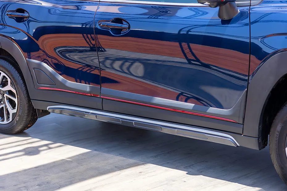 Maruti FRONX Side Skirt