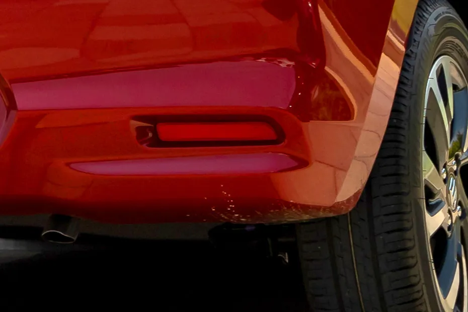 Maruti Swift Rear Reflector