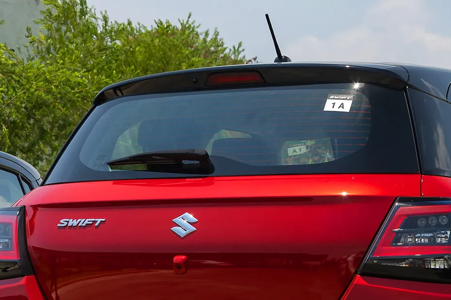 Maruti Swift Rear Windshield