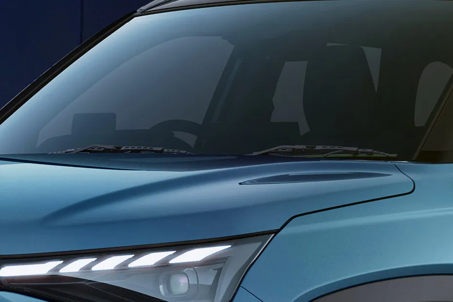 Maruti Victoris Front Windshield and Wiper