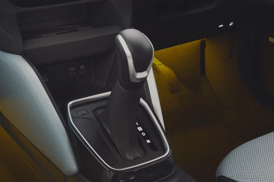 Maruti Victoris Gear Selector / Shifter