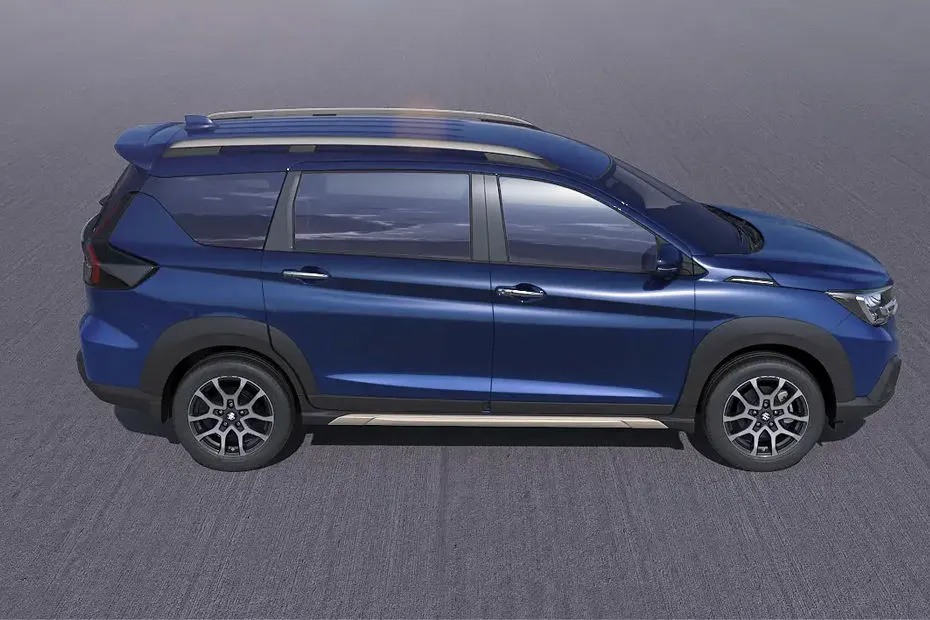 Maruti XL6 Right Side view