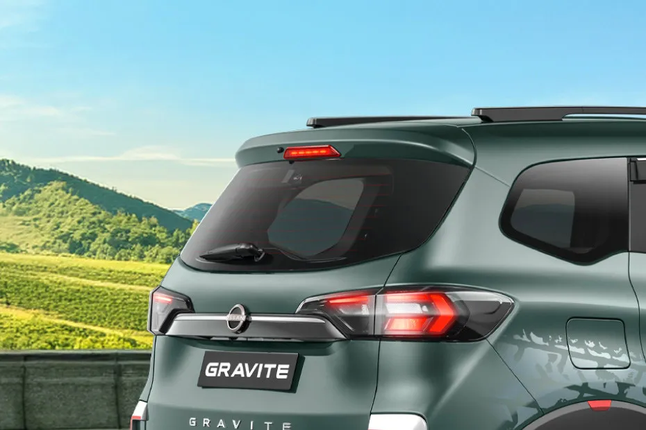 Nissan Gravite Rear Windshield