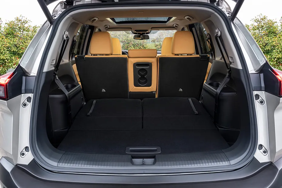 Nissan X-Trail Seats (Turned Over)