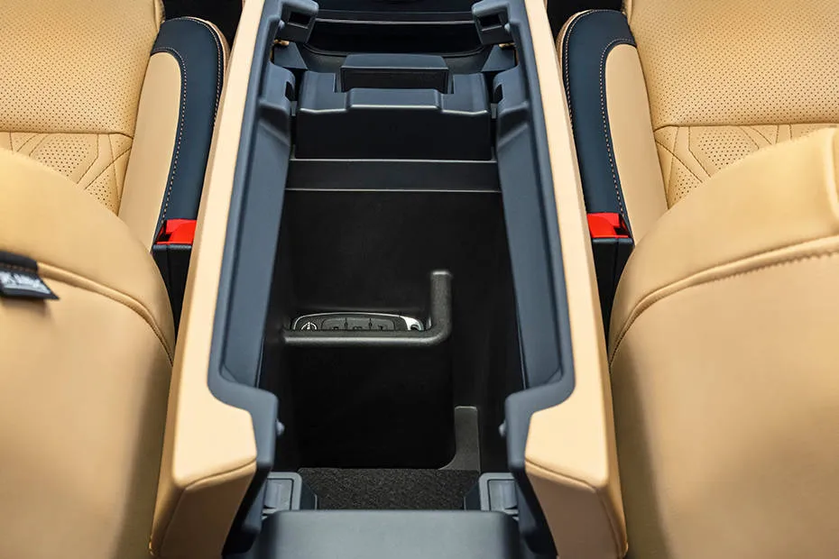 Nissan X-Trail Storage Underneath Front Armrest