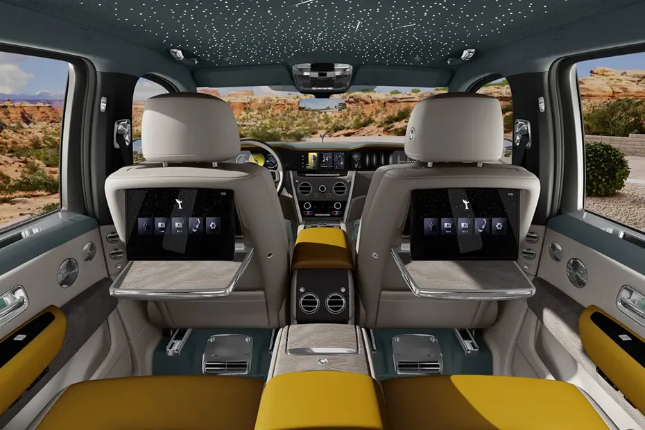 Rolls-Royce Cullinan Entertainment System (Rear)