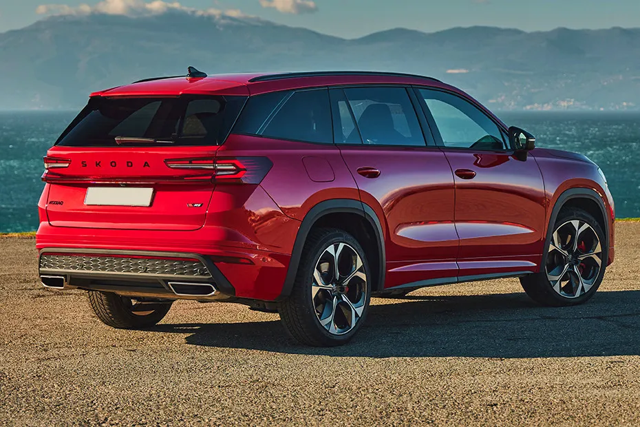 Skoda Kodiaq RS Rear Right Three Quarter View