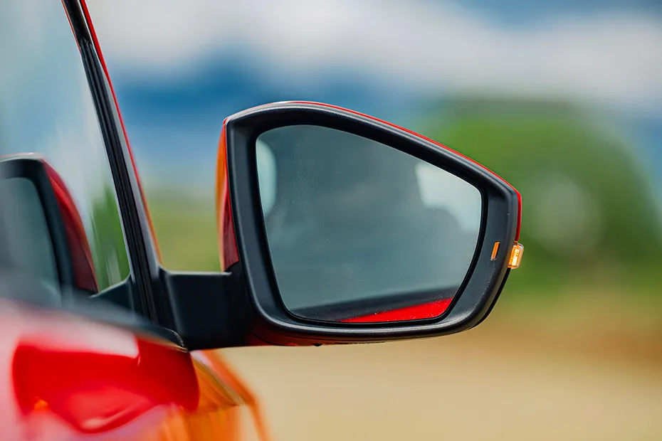 Skoda Kylaq Outside Mirror Glass