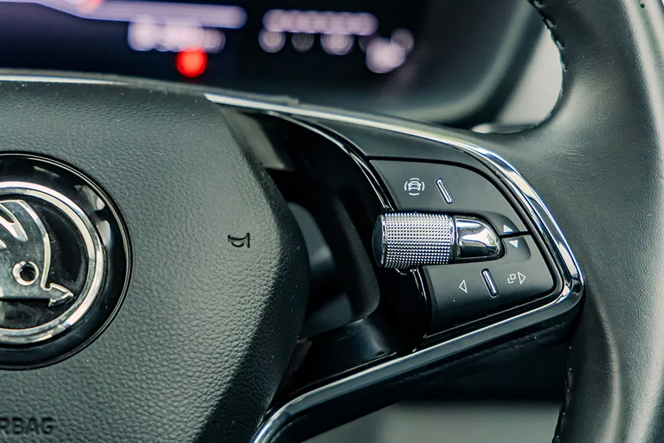 Skoda Kylaq Steering Wheel Buttons (Right)