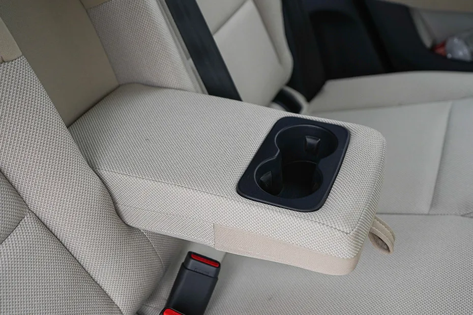 Tata Altroz Centre Armrest (Rear)