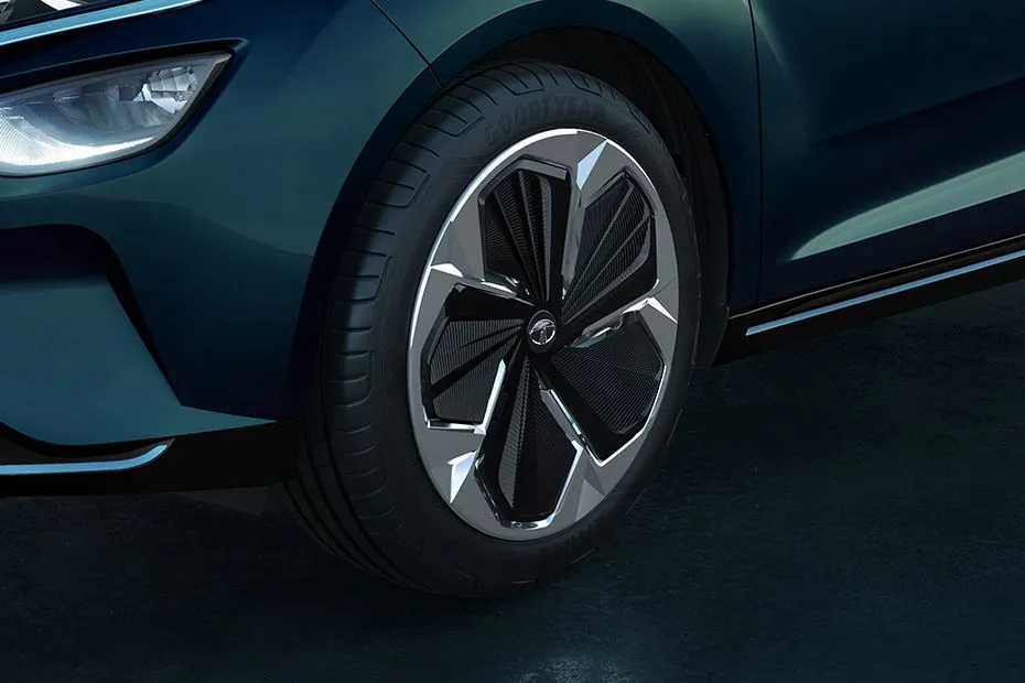 Tata Altroz EV Wheel Image