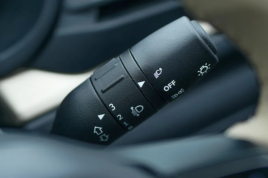 Tata Altroz Headlamp Control