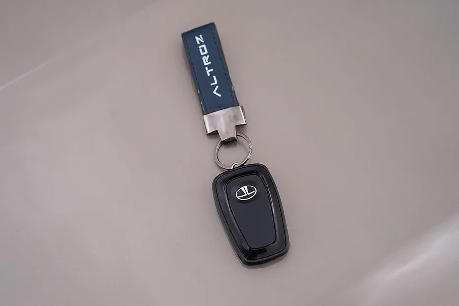 Tata Altroz Key (Back)