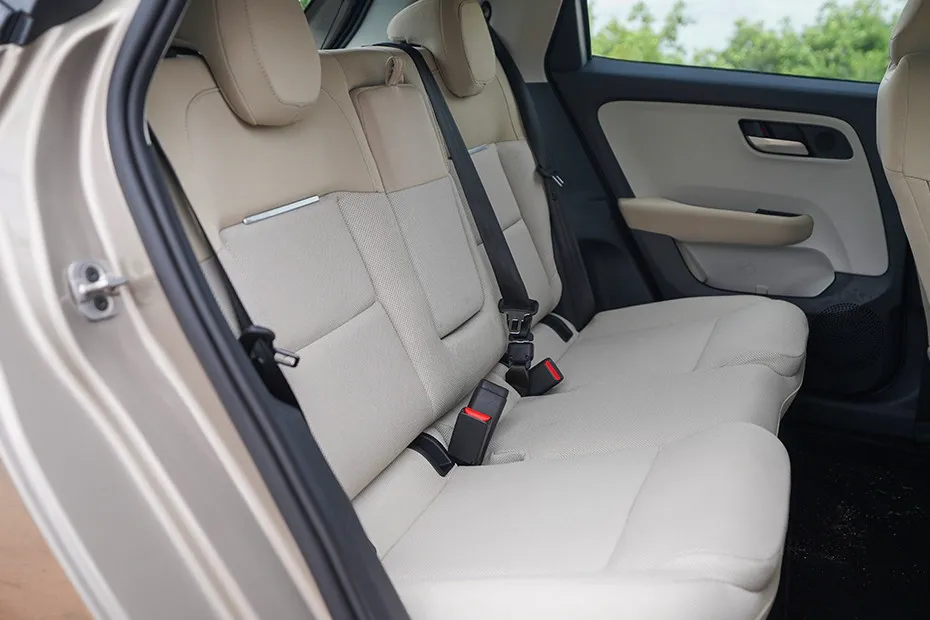 Tata Altroz Rear Seats