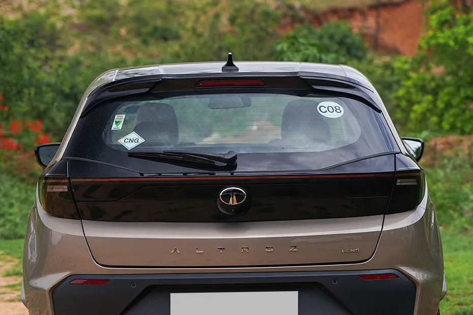 Tata Altroz Rear Windshield