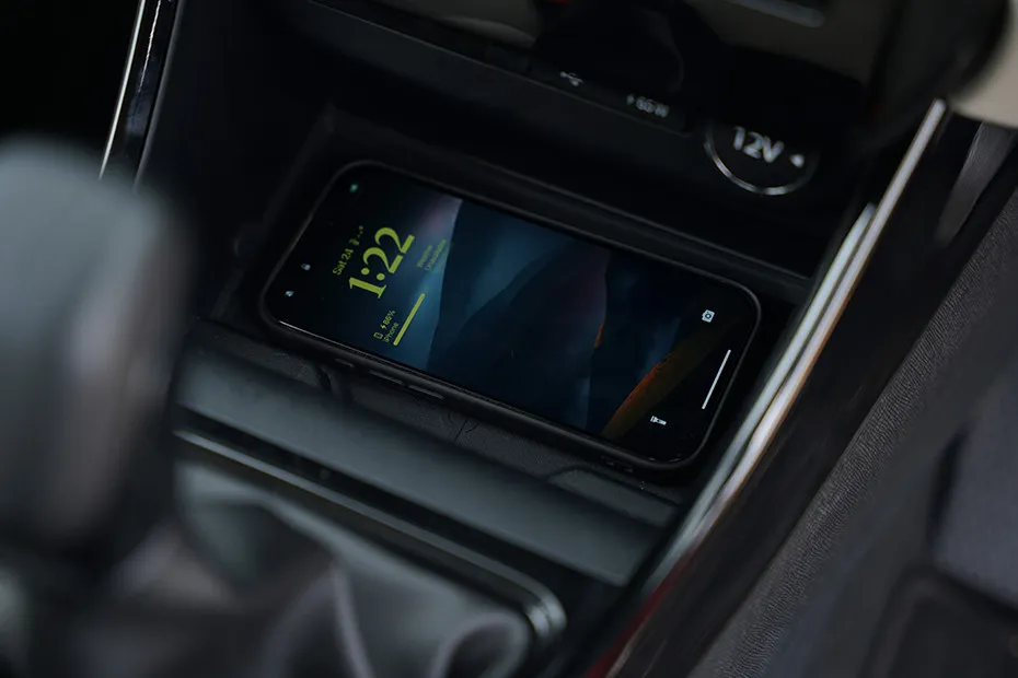 Tata Altroz Wireless Charger