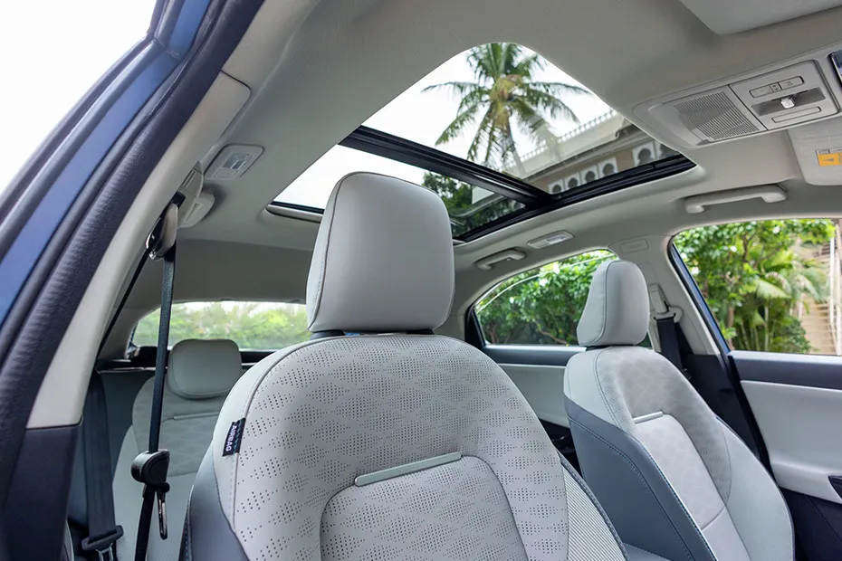 Tata Curvv EV Front Seat Headrest