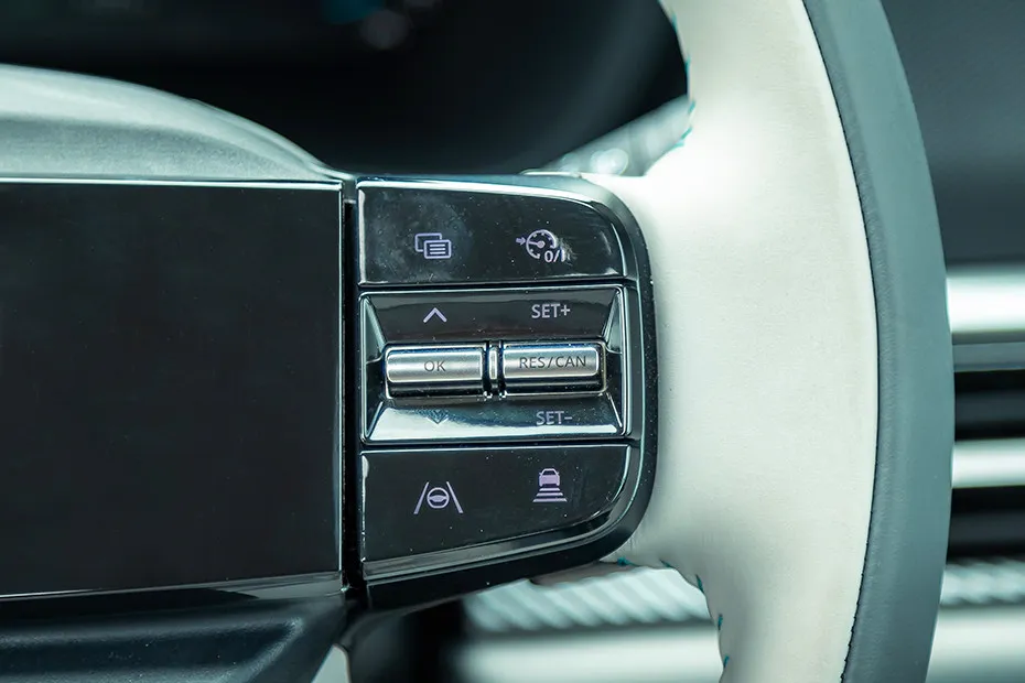 Tata Curvv EV Steering Wheel Buttons (Right)