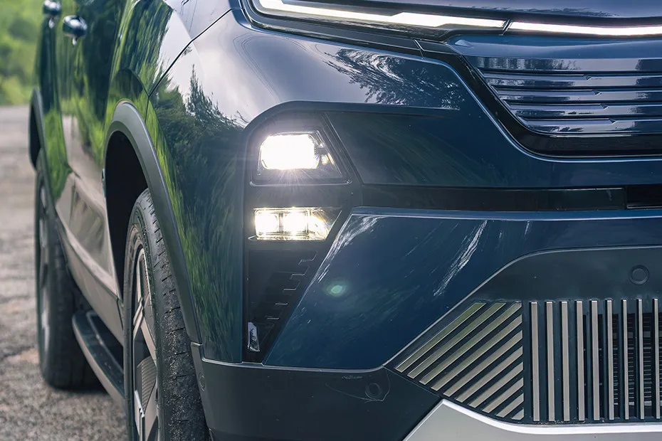 Tata Harrier EV Front Fog Lamp