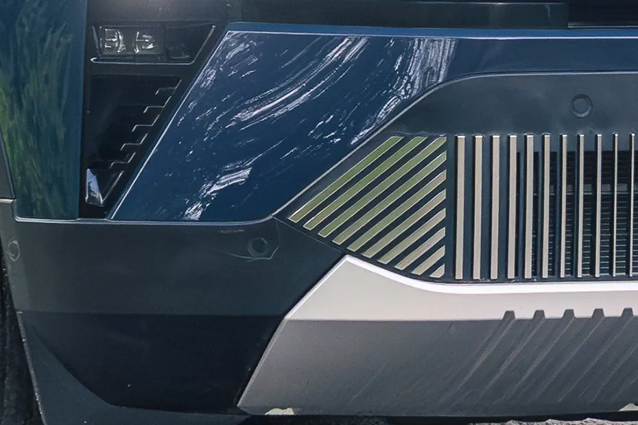 Tata Harrier EV Front Parking Sensors