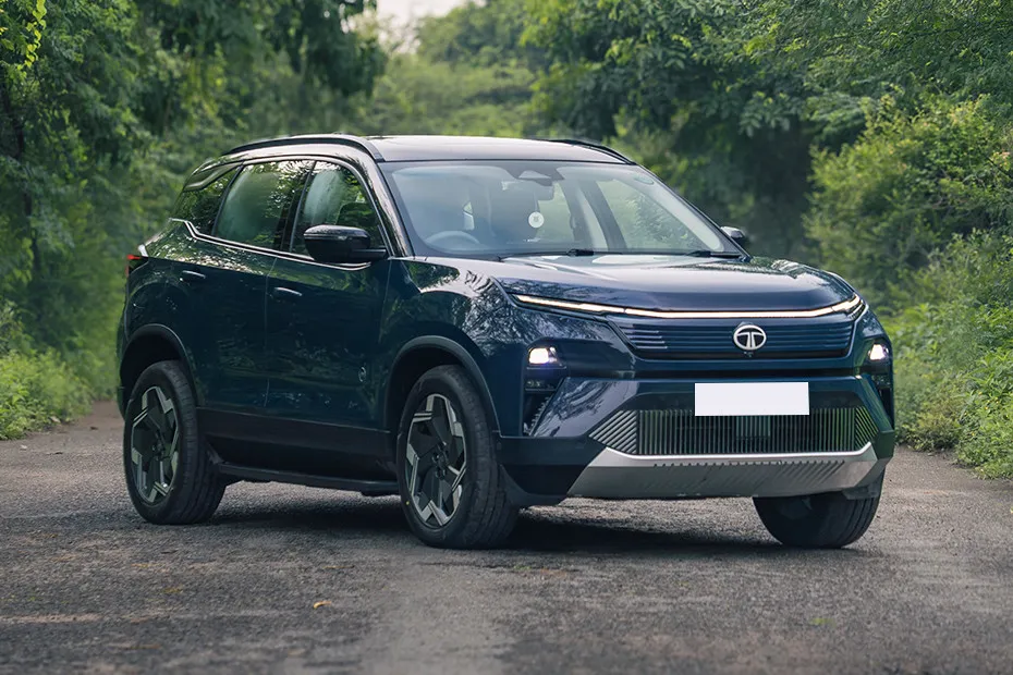 Tata Harrier EV Front Right Quarter View