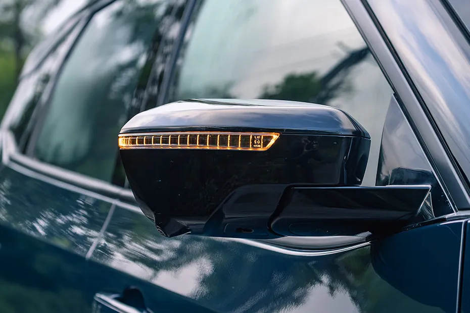 Tata Harrier EV LED Blinker on OVRM