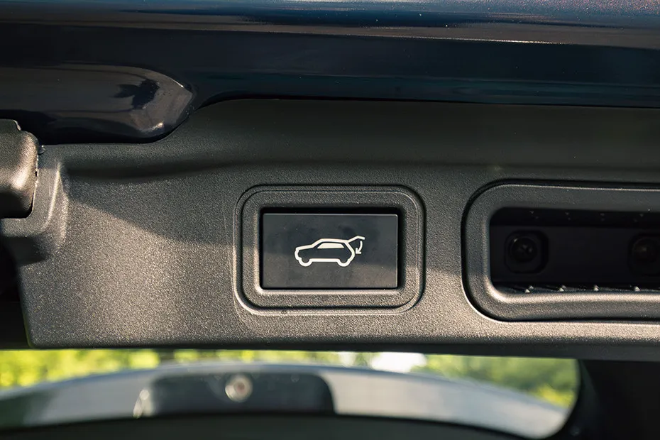 Tata Harrier EV Powered Tailgate Button