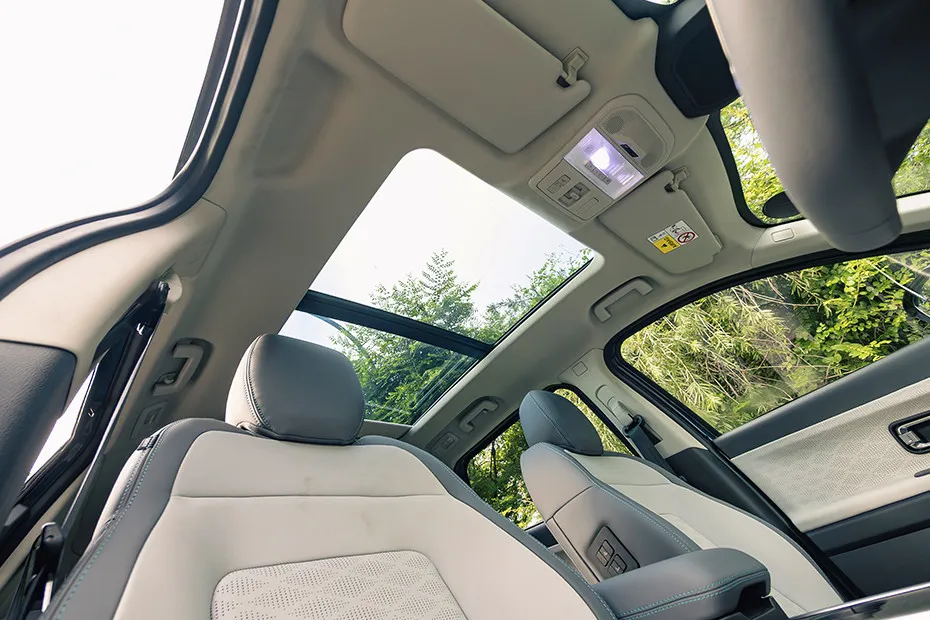 Tata Harrier EV Sunroof (Inside View)
