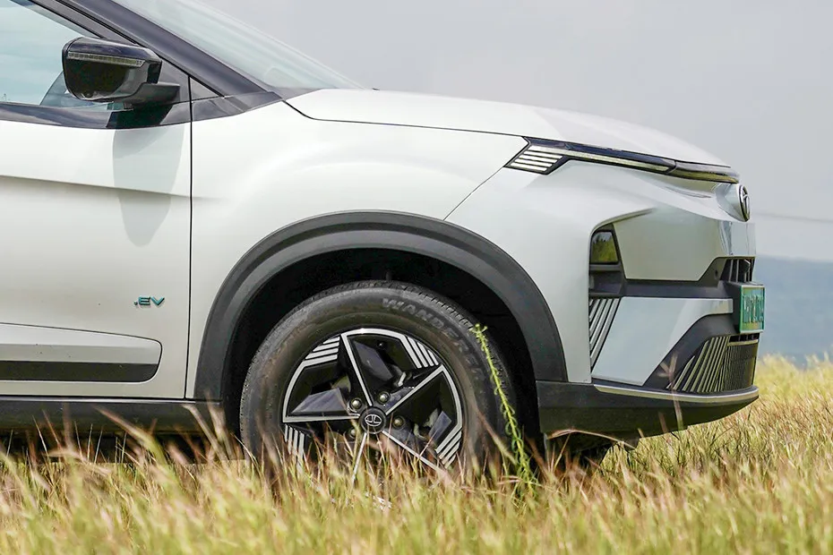 Tata Nexon EV Front Fender