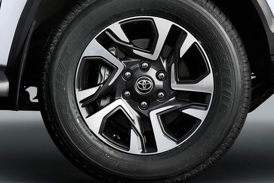 Toyota Fortuner Legender Wheel