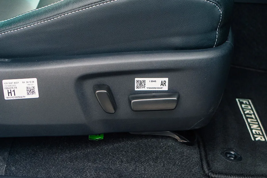 Toyota Fortuner Powered Driver's Seat