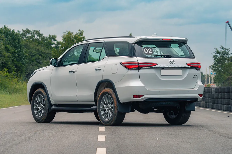 Fortuner image