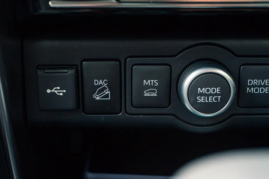 Toyota Fortuner Traction Mode Selector