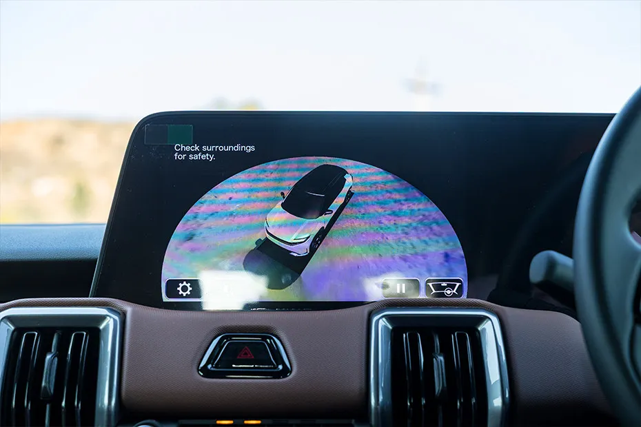 Toyota Urban Cruiser EBELLA 360 Degree Camera View