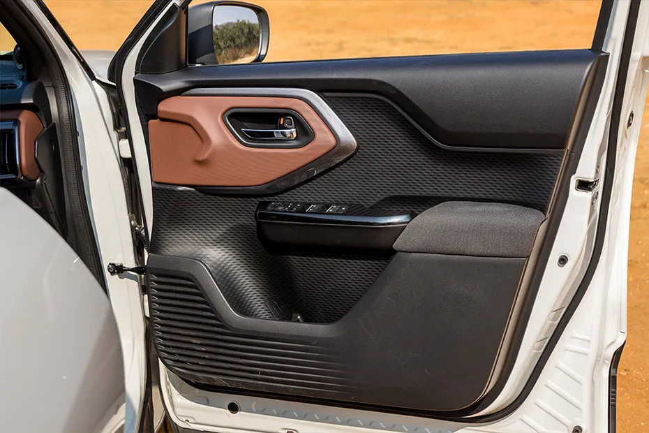 Toyota Urban Cruiser EBELLA Drivers Door Panel
