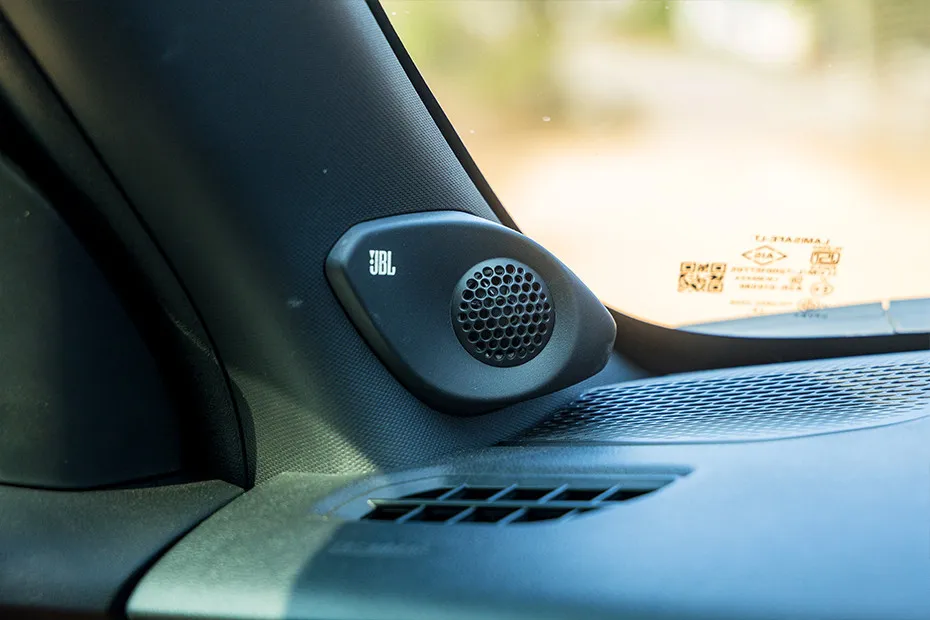 Toyota Urban Cruiser EBELLA Front Tweeters