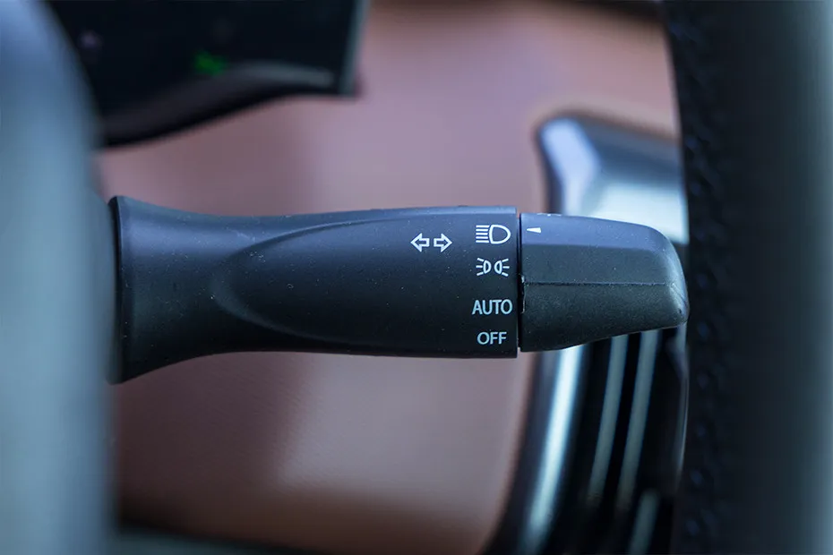 Toyota Urban Cruiser EBELLA Headlamp Control