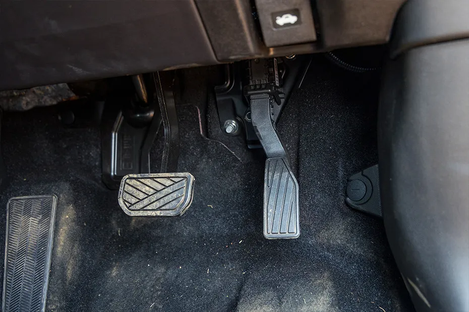 Toyota Urban Cruiser EBELLA Pedals