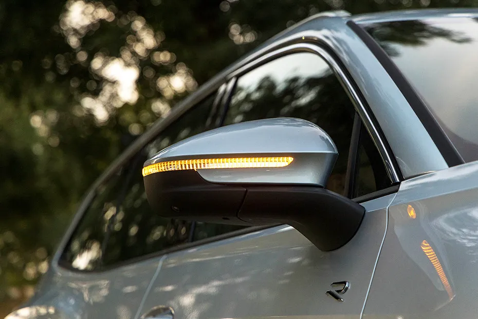 Volkswagen Tayron R-Line LED Blinker on OVRM