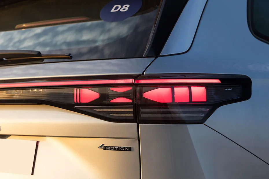 Volkswagen Tayron R-Line Taillight