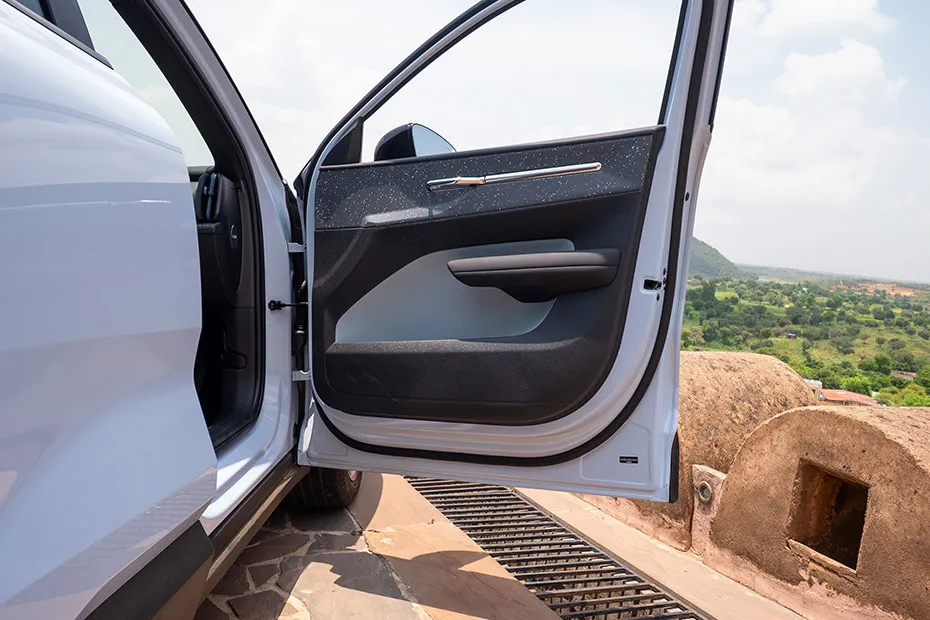 Volvo EX30 Drivers Door Panel