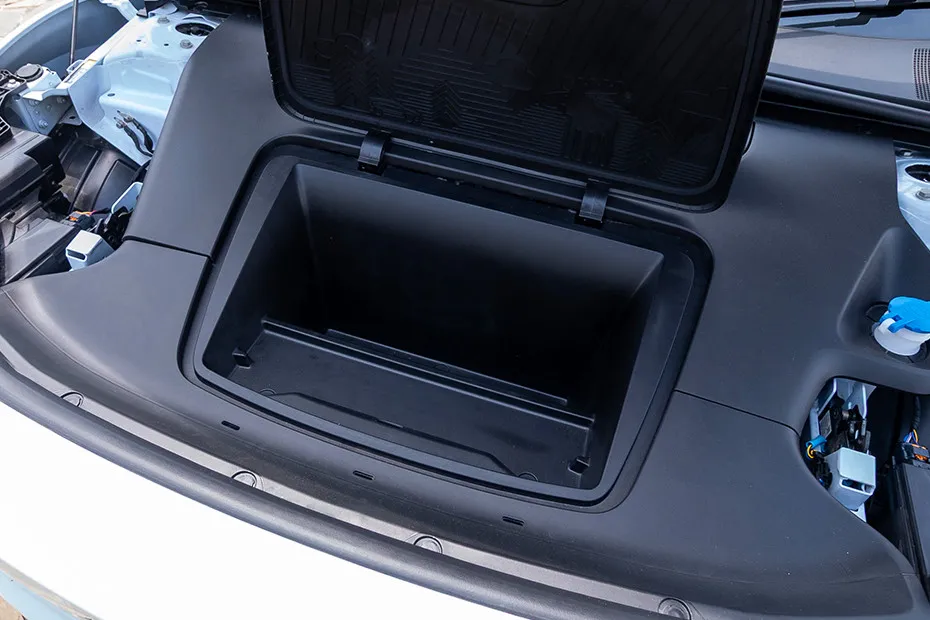 Volvo EX30 Frunk