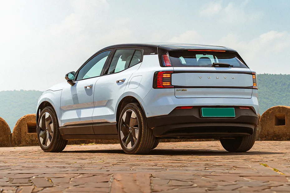 Volvo EX30 Rear Left Three Quarter View