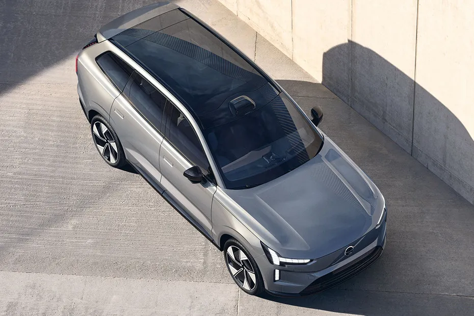 Volvo EX90 Exterior Image